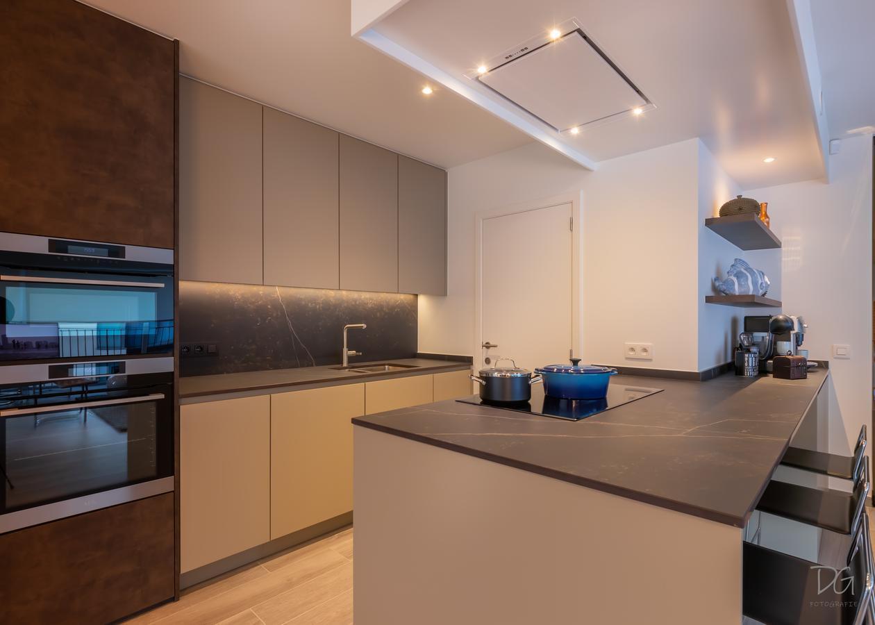 Design Appartement Empire Oostende מראה חיצוני תמונה