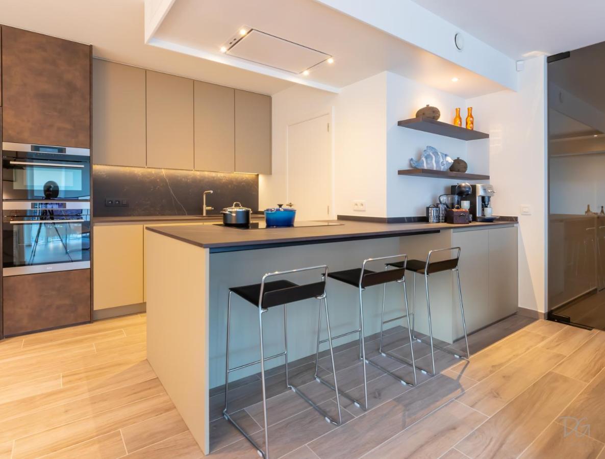 Design Appartement Empire Oostende מראה חיצוני תמונה