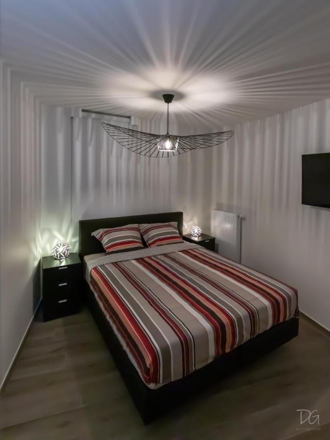 Design Appartement Empire Oostende מראה חיצוני תמונה